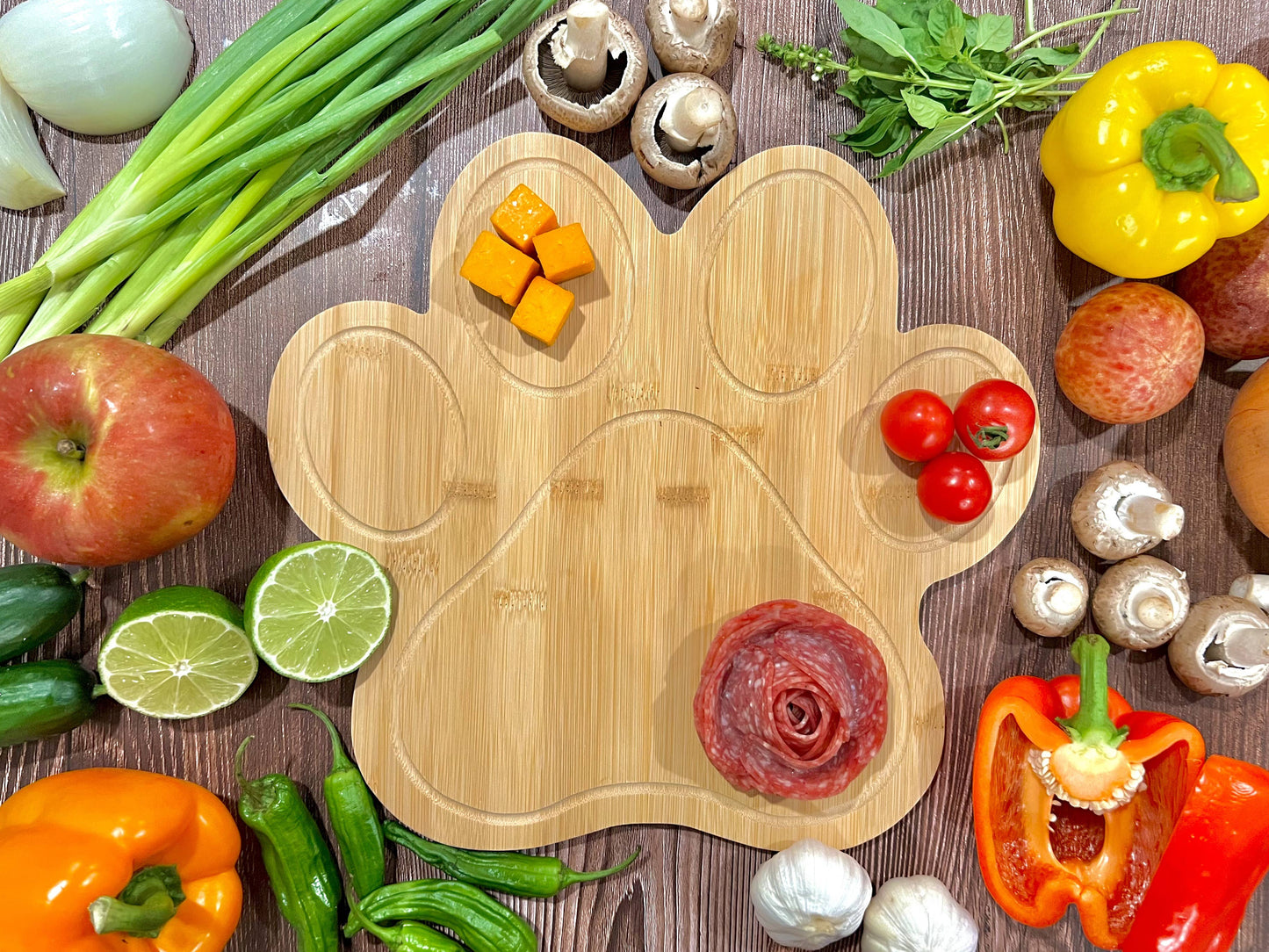 13" Animal Paw Shaped Plain Bamboo Cutting Board
